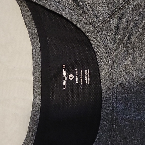 Layers Quick Dry Top- L - Picture 4 of 5